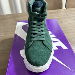 Nike Blazer Size 10