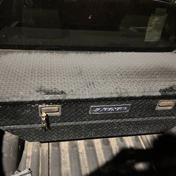 Tool Box For Medium Trucks 