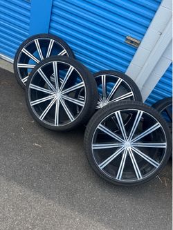 26” 6 Lug Universal Rims & Tires
