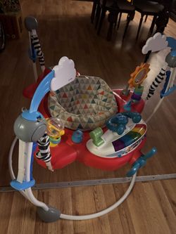 Baby bouncer