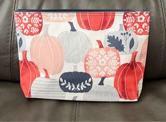 New Thirty-One Zipper Pouch Pumpkin Pattern