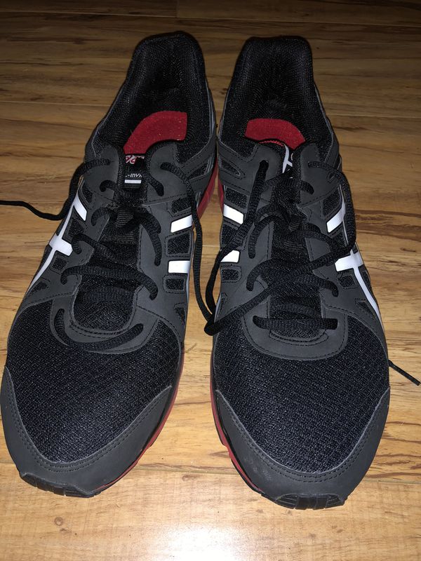 Aasics Running shoes for Sale in Santa Ana, CA - OfferUp