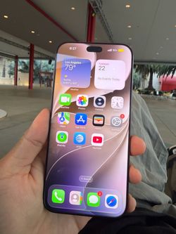 iPhone 18 pro max 256 ATT