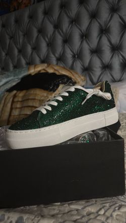 Betsy Johnson SB- SIDNY  EMERALD 8