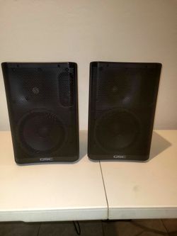 QSC CP8 1K W 8 INCH POWERED SPEAKER 110V/240V