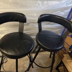 Black Bar Stools 