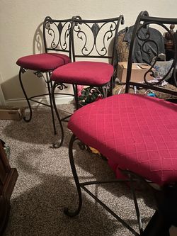 Island chairs/barstools