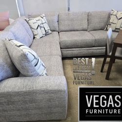 Sectional ✅ Delivery available ✅ Financing Options Available!✔️✨️No Credit Needed✔️✨️$0 Or $50 Down Payment✨️