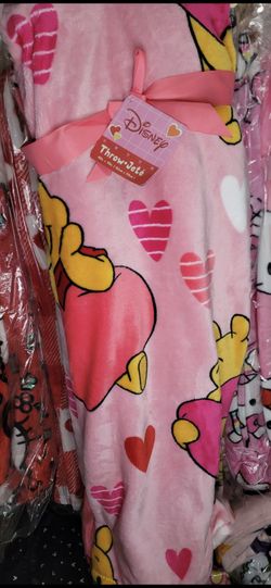 Winnie The Pooh Hearts Valentine's Throw Blanket 