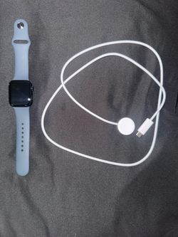Apple Watch SE 3 40mm(Brand New)+Charger