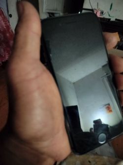 iPhone 8, clean - 64gig