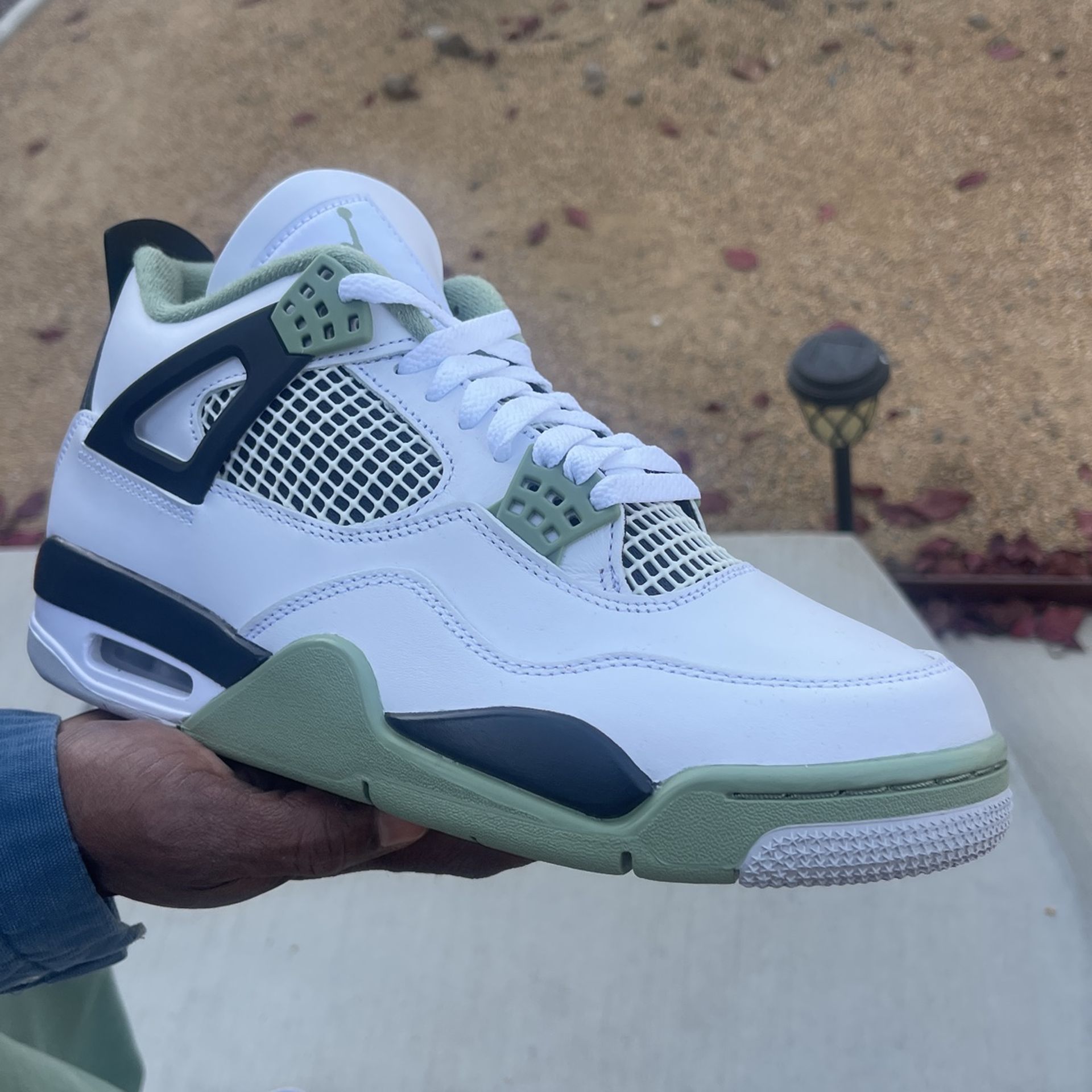 Jordan 4’s
