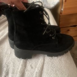 Black Boots