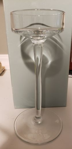 Party Lite elegance 9 inch and 6 inch stemmed pillar holders