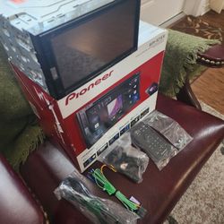 Pioneer AVH-521EX DVD receiver Open Box