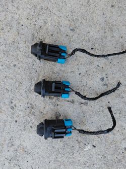 Hummer h2  cab roof light socket and  pigtail connector
