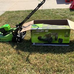 Greenworks Pro 60-volt Max Brushless 21-in Cordless Electric Lawn Mower 2 Ah (Battery & Charger Included