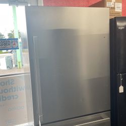 New Scratch And Dent Hisense 20 Cu Ft Stainless Steel Bottom Mount Freezer Fridge. 1 Year Warranty 