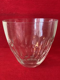 Lovely Vera Wang Lead Crystal Tapered Flower Vase /Bowl