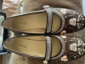 Preview International Woman’s Shoes 7.5 