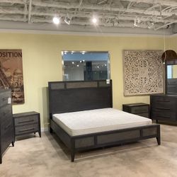 New king size 6 pc bedroom set dark gray wood and slate material