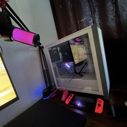 Gaming Pc + High Quality Mic
