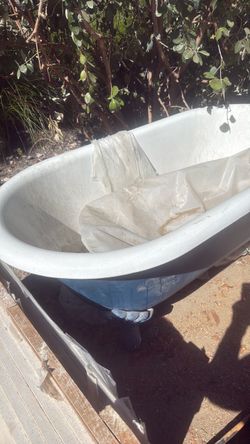 Tub