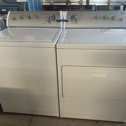 Whirlpool Washer And Dryer Set