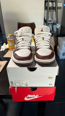 Women’s air Jordan 1 Low