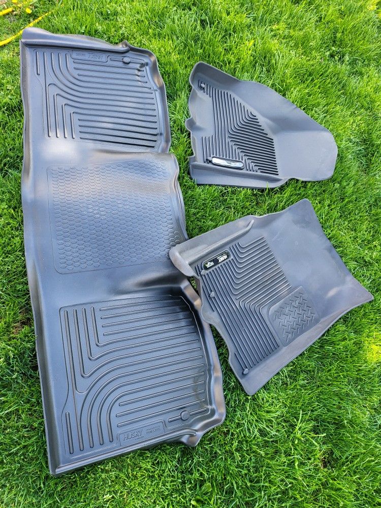302
Husky Liners 99041 Black Weatherbeater Front & 2nd Seat Floor Liners Fits 2010-2018 Dodge Ram 2500/3500 Mega Cab