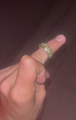10k Nugget Ring band style