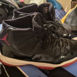 1996 Nike Air Jordan 11 Size 9.5