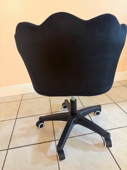Black Upholstered Swivel Office Chair