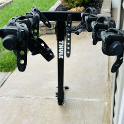 Thule 4 Bike Bicycle Hitch Rack with Lock and Key