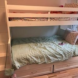 Bunk Beds - Twin Over Full