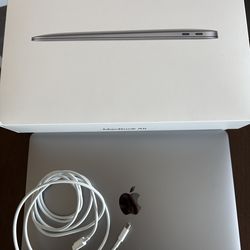 MacBook Air 13.3" Apple M1 Chip 8-core CPU, 8-core GPU 8GB Memory 512GB SSD