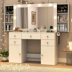 White Vanity Desk with Large Lighted Mirror & Power Outlet, Makeup Vanity Table with Glass Top & Drawers, Sliding Storage, 44.1" Large Makeup Vanity T