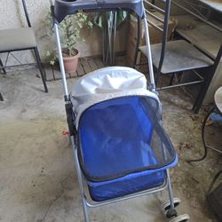 Foldable pet stroller