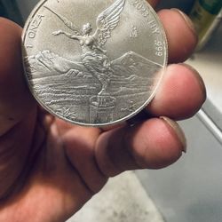 2023 Silver Mexican Libertad 