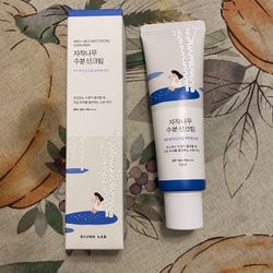 Round lab Birch Juice Sunscreen/ Sun Cream