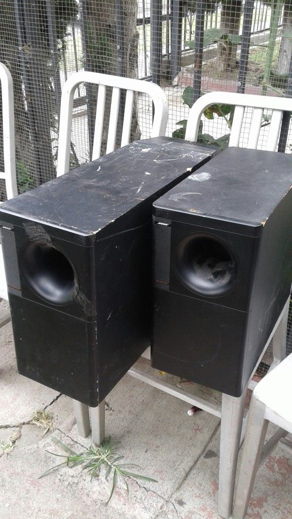 Bose surround base speakers with amplifier