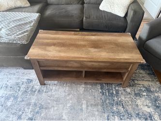 Coffee table w lift top