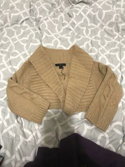 Express beige sweater cropped style - size Large