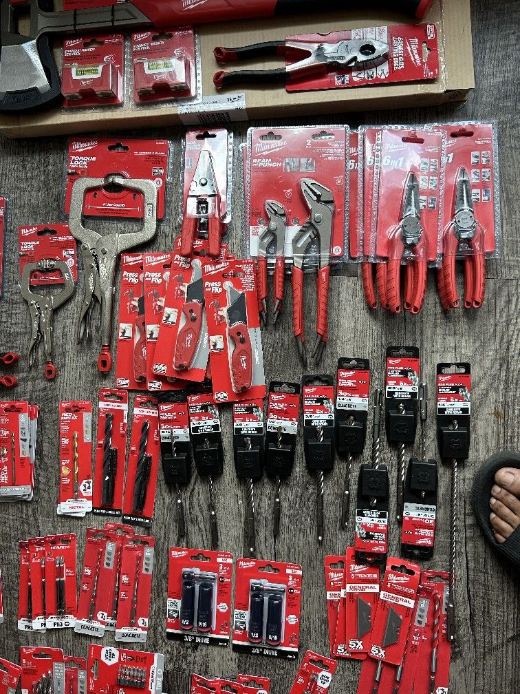 Milwaukee Tools