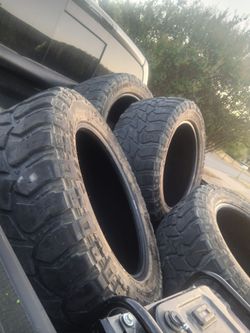 Set of 4 Off-Road Mud Terrain Tires