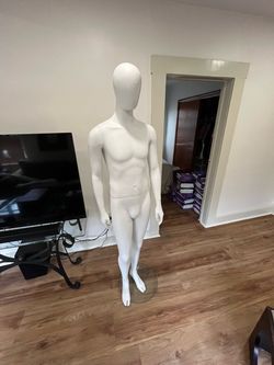 2 Full Body Male Mannequin with Base (Hans Boodt)