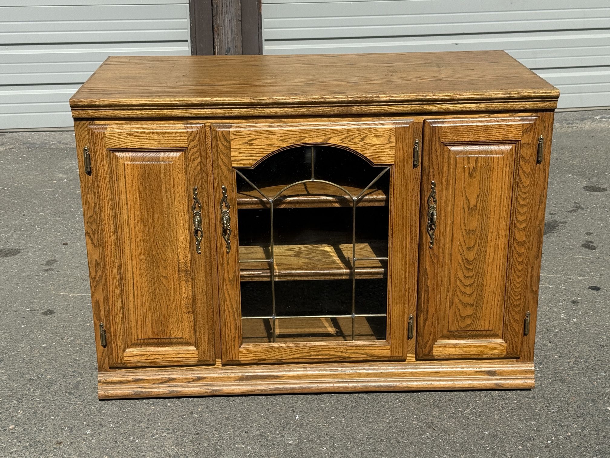 Solid Oak Stereo/Media Cabinet with Glass Door + Media Shelves