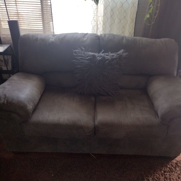 Two Couches That Are Still Brand New Asking 400