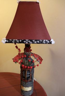 Hidden Gems Old Tavern Lamp