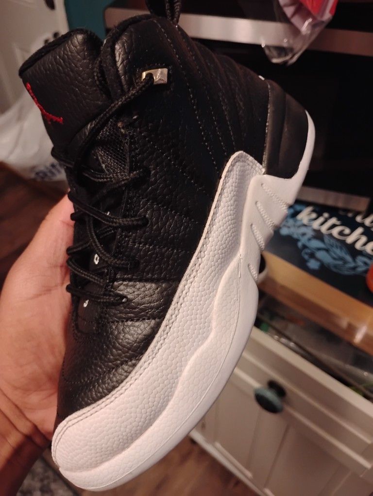 AJ 12 SIZE 2.5 Y